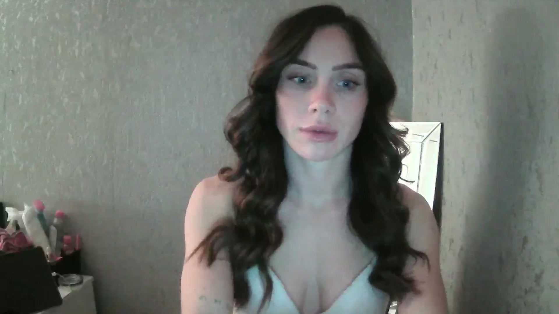 Gallery image thumbnail from English_Lola's myfreecams stream on, 12/04/2024, 21:06 image 20 of 20