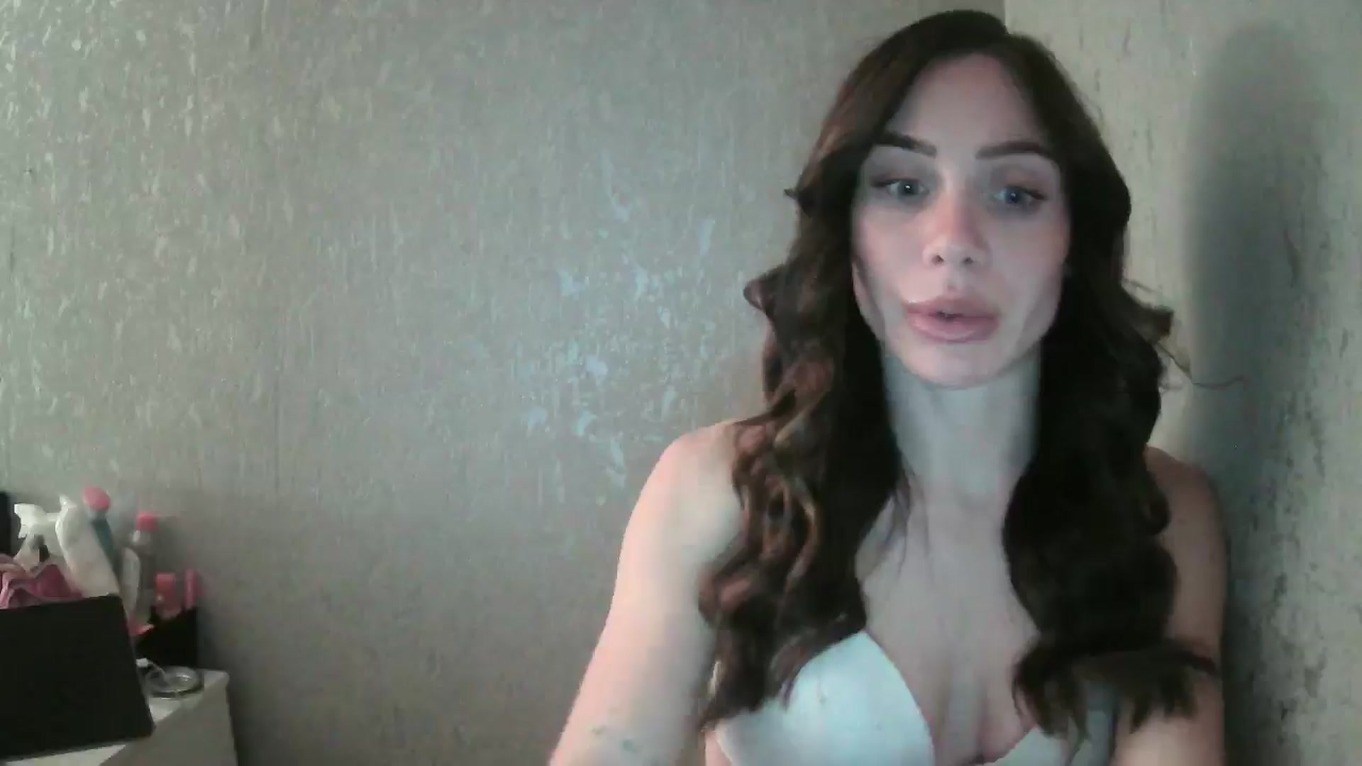 Gallery image thumbnail from English_Lola's myfreecams stream on, 12/04/2024, 21:06 image 4 of 20