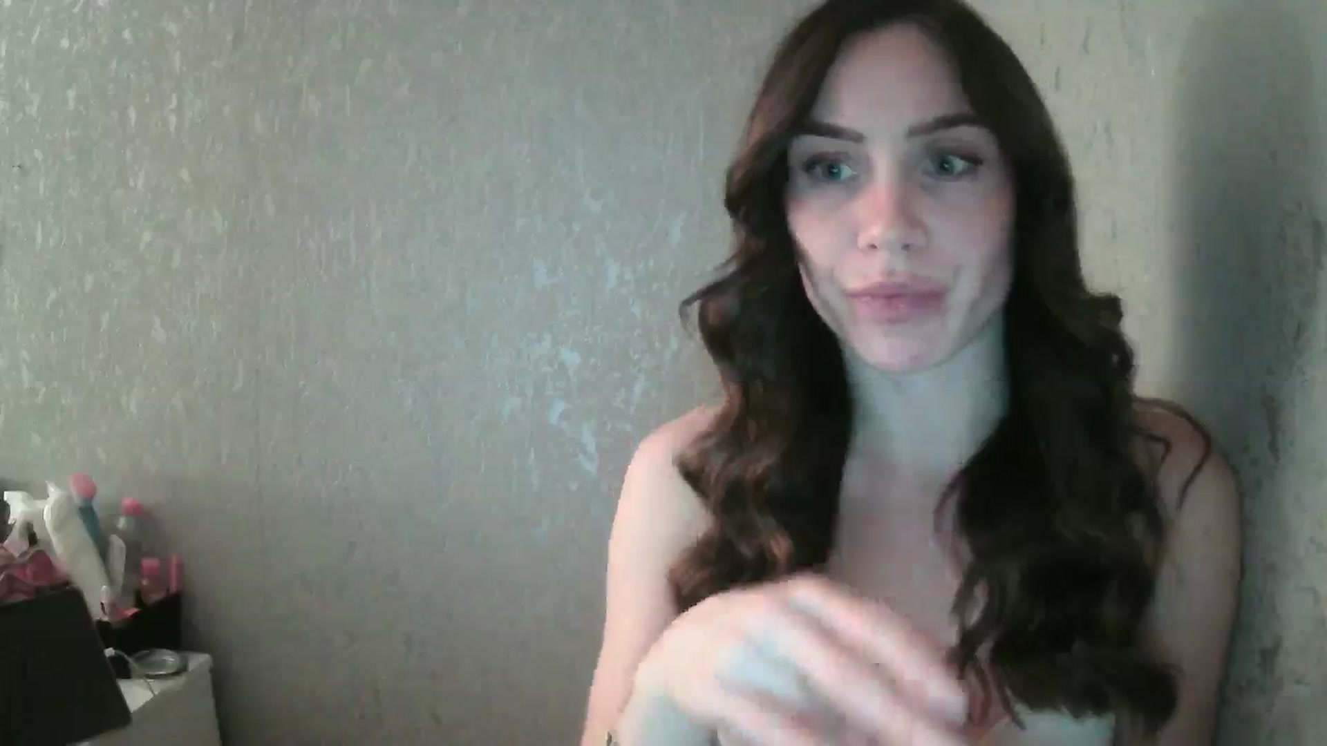 Gallery image thumbnail from English_Lola's myfreecams stream on, 12/04/2024, 22:04 image 20 of 20