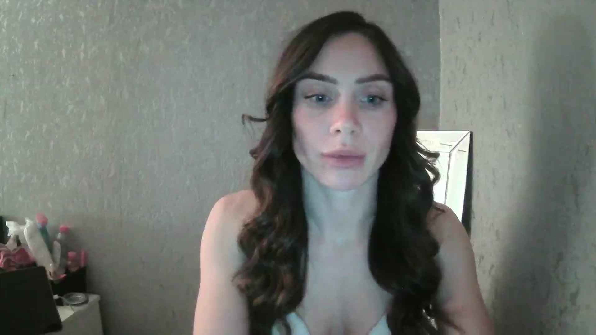 Gallery image thumbnail from English_Lola's myfreecams stream on, 12/04/2024, 22:04 image 4 of 20