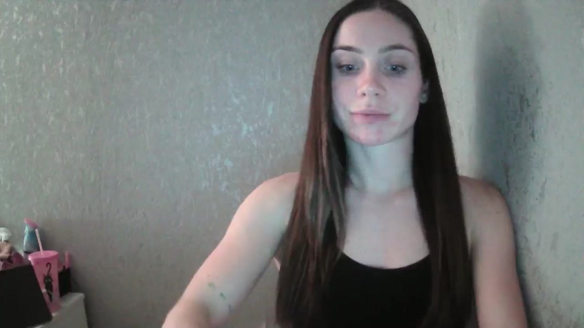 Gallery image thumbnail from English_Lola's myfreecams stream on, 12/08/2024, 20:46 image 14 of 20