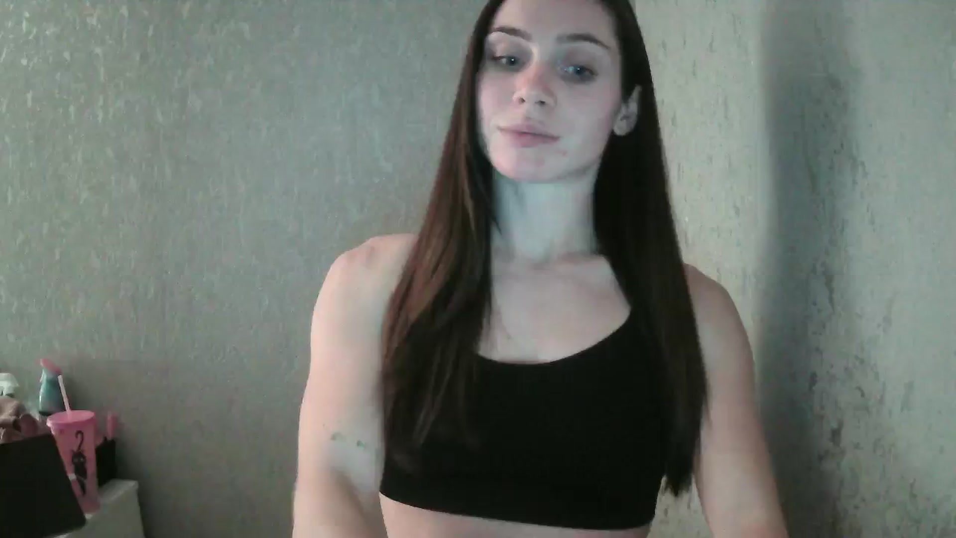 Gallery image thumbnail from English_Lola's myfreecams stream on, 12/08/2024, 20:46 image 16 of 20
