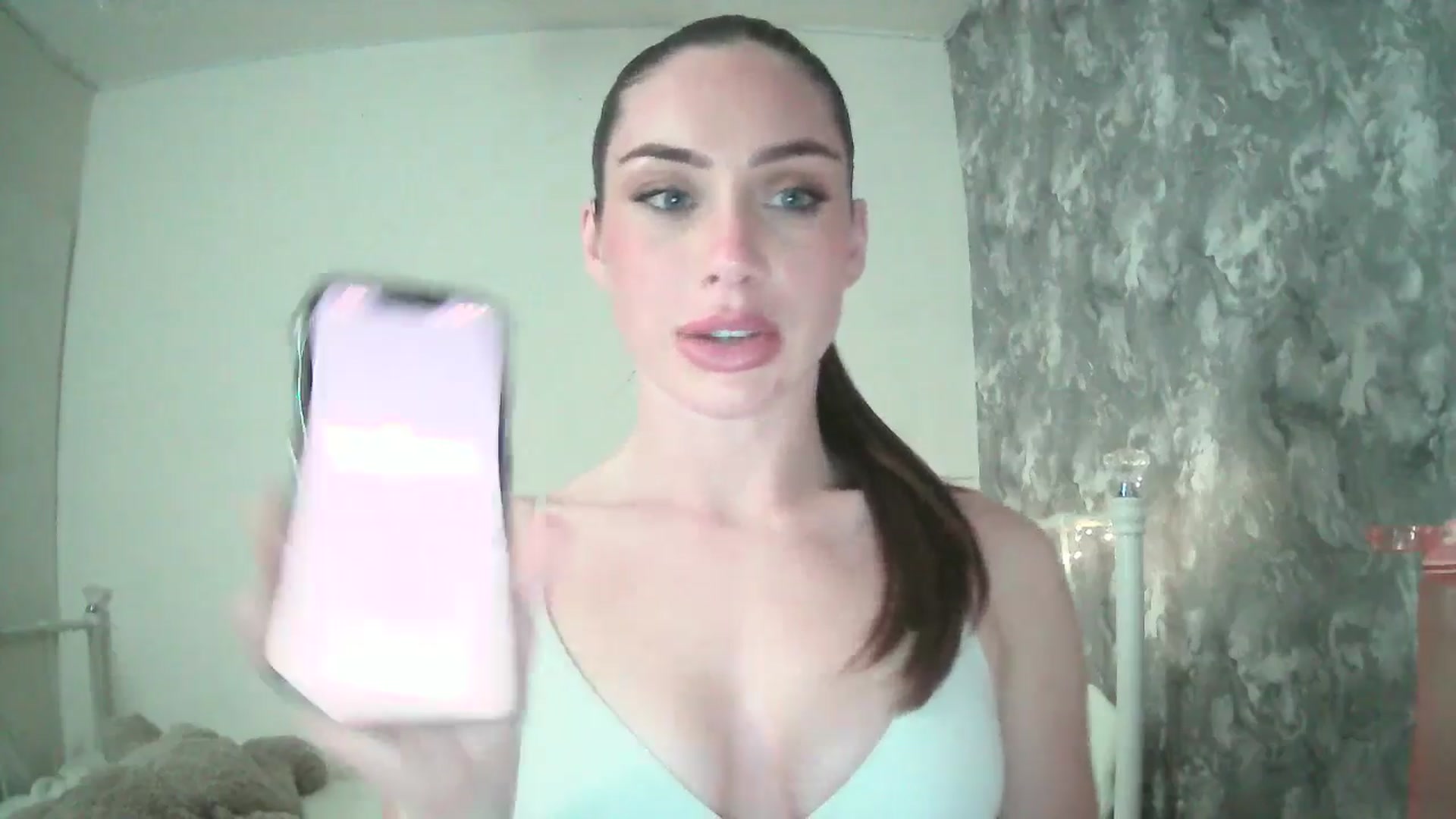 Gallery image thumbnail from English_Lola's myfreecams stream on, 01/11/2025, 21:20 image 17 of 20