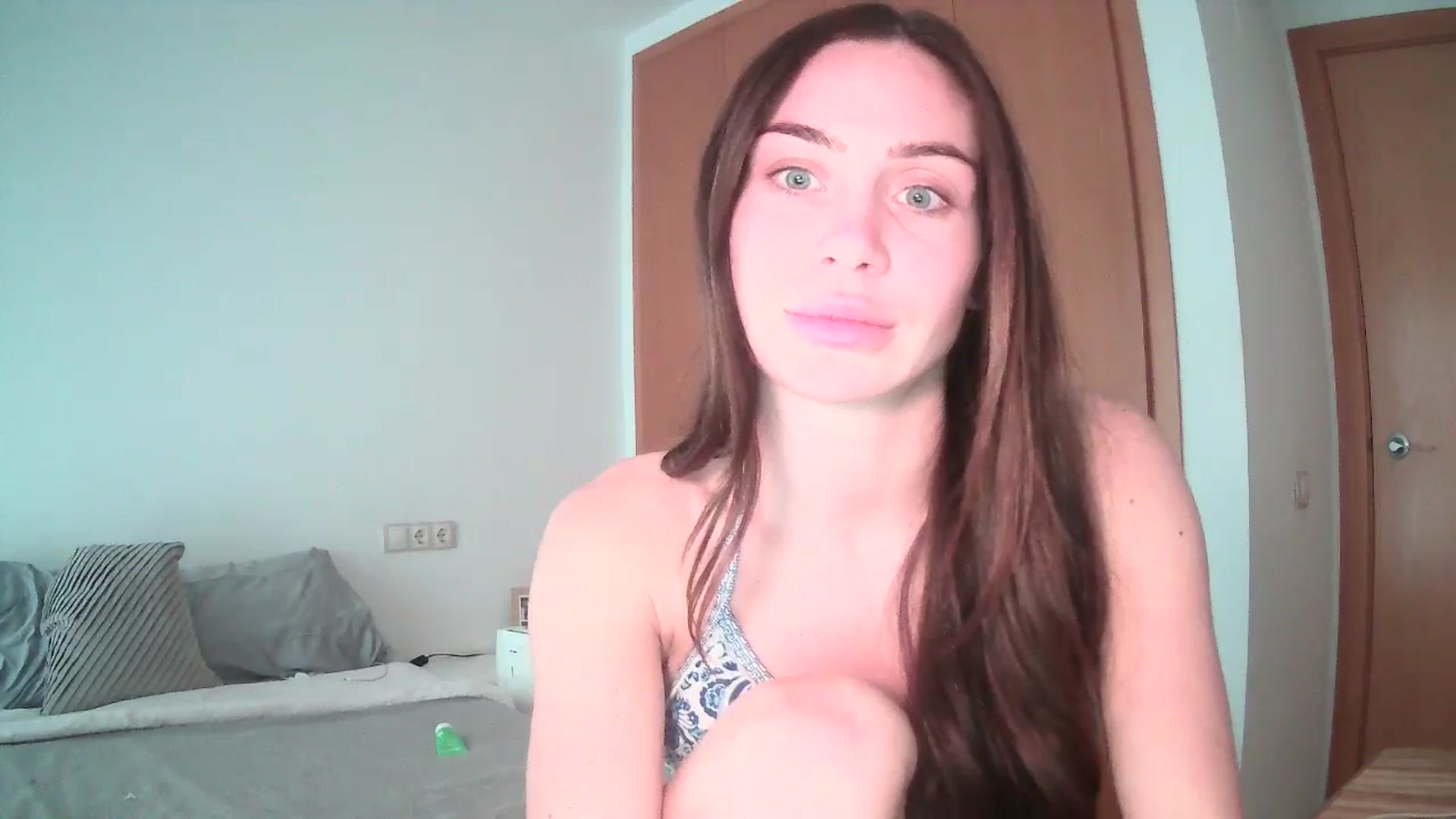 Gallery image thumbnail from English_Lola's myfreecams stream on, 02/27/2025, 18:02 image 14 of 20