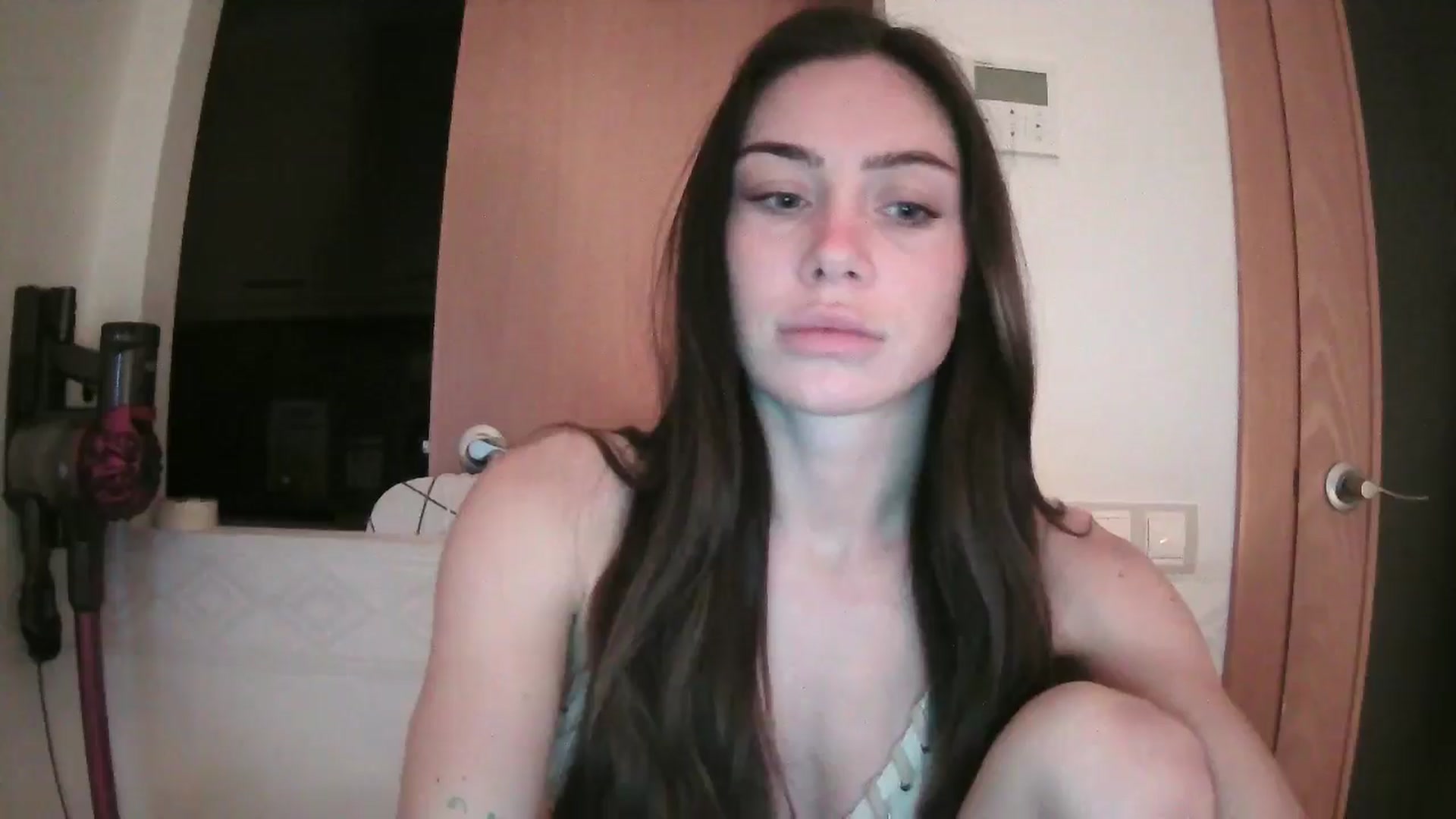 Gallery image thumbnail from English_Lola's myfreecams stream on, 03/05/2025, 06:34 image 5 of 20