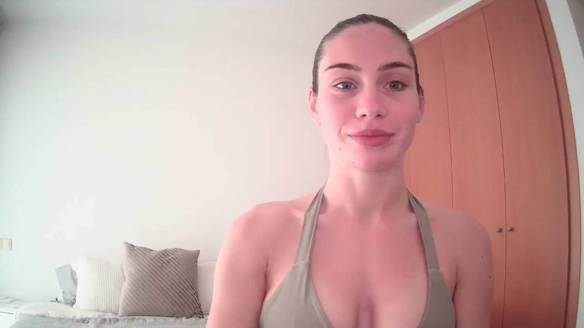 Gallery image thumbnail from English_Lola's myfreecams stream on, 03/25/2025, 07:37 image 16 of 20