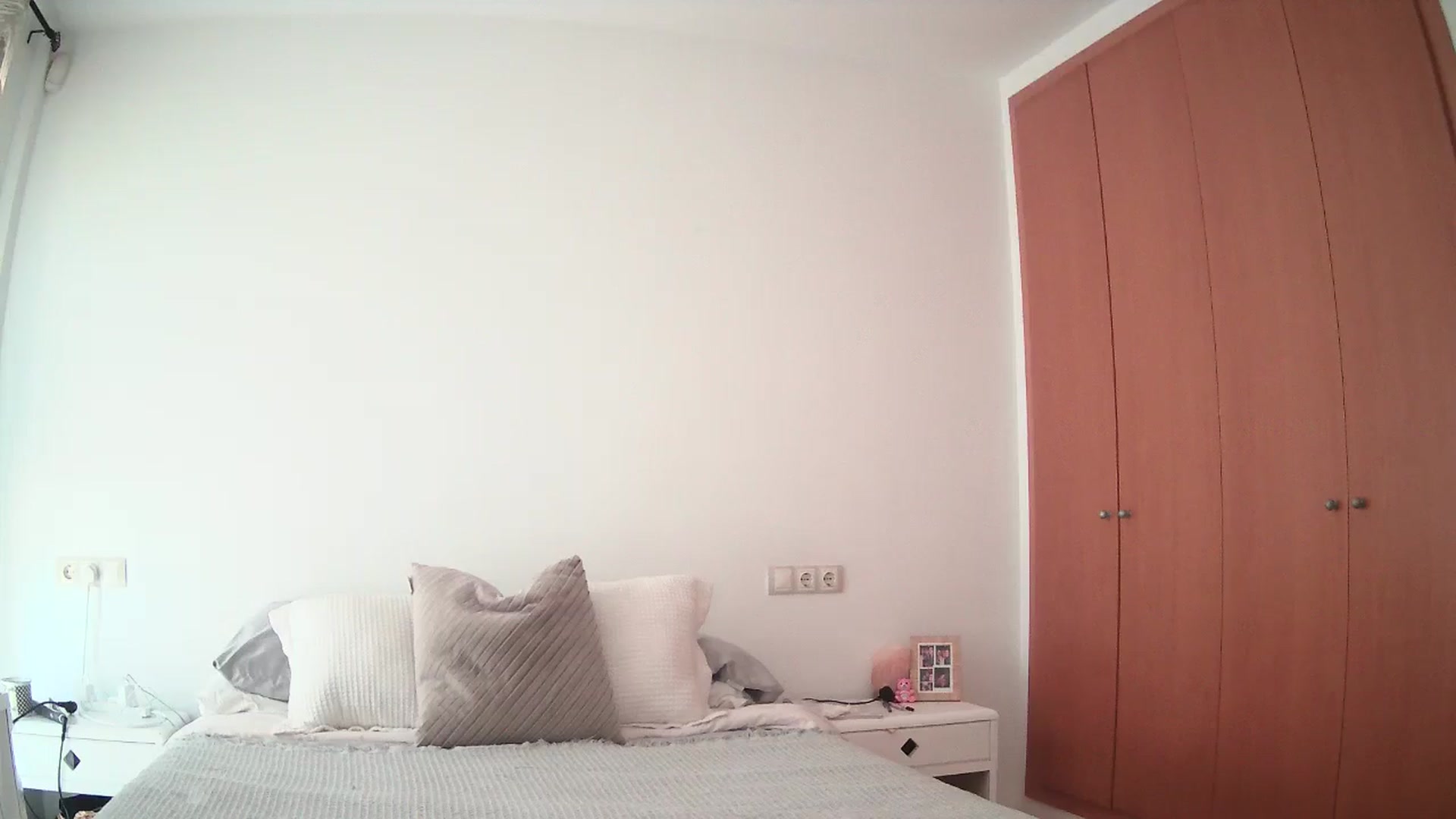 Gallery image thumbnail from English_Lola's myfreecams stream on, 03/30/2025, 09:15 image 14 of 20