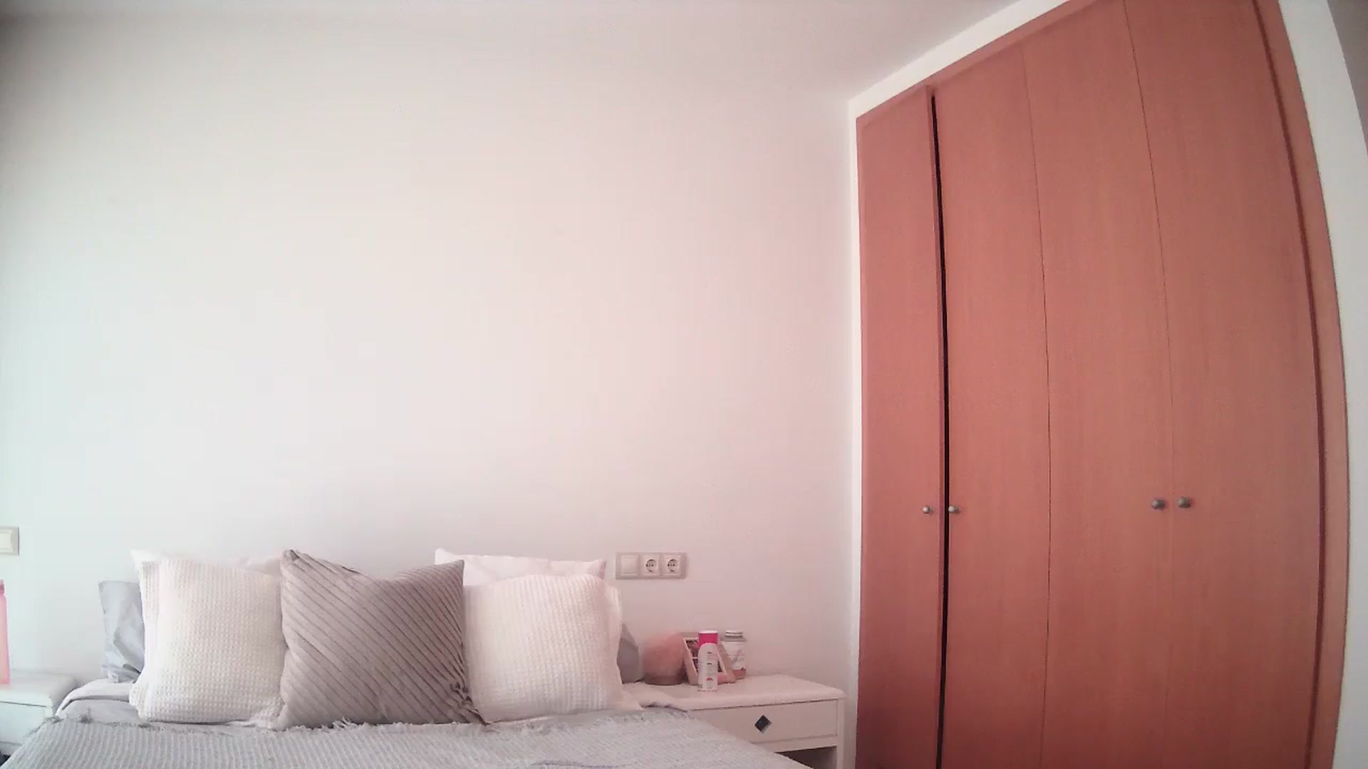 Gallery image thumbnail from English_Lola's myfreecams stream on, 04/16/2025, 10:51 image 9 of 20
