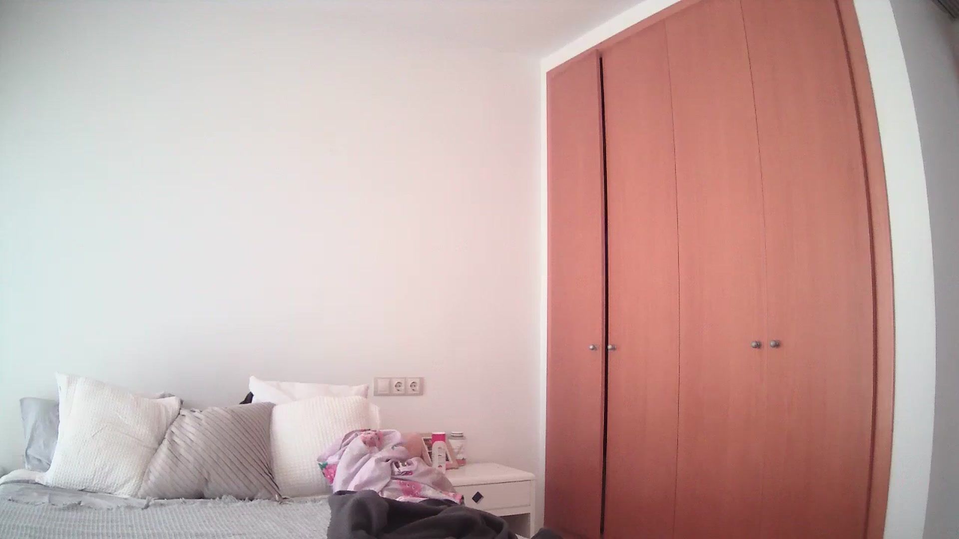 Gallery image thumbnail from English_Lola's myfreecams stream on, 04/16/2025, 13:39 image 5 of 20