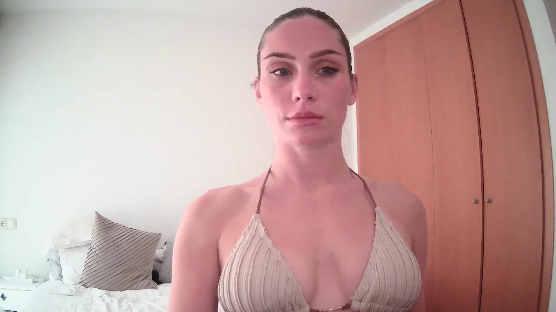 Gallery image thumbnail from English_Lola's myfreecams stream on, 04/30/2025, 10:44 image 20 of 20