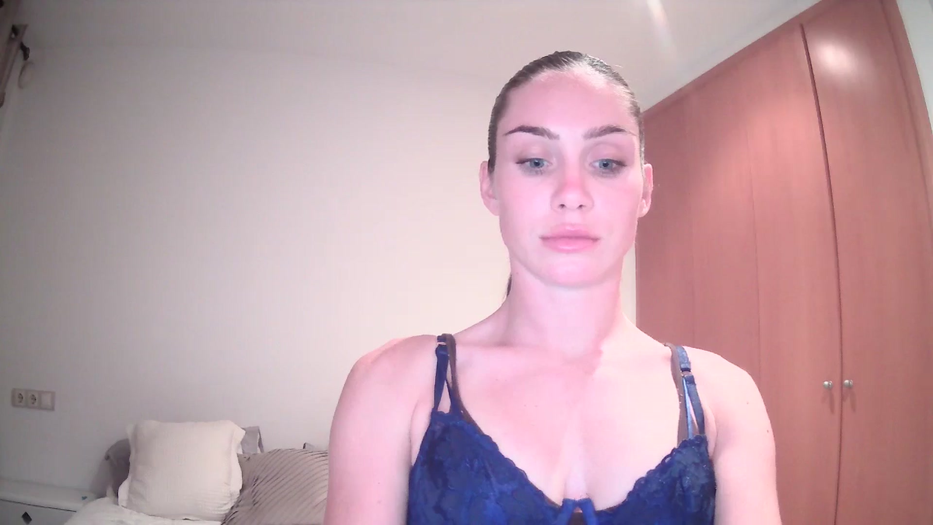 Gallery image thumbnail from English_Lola's myfreecams stream on, 04/30/2025, 19:23 image 12 of 20