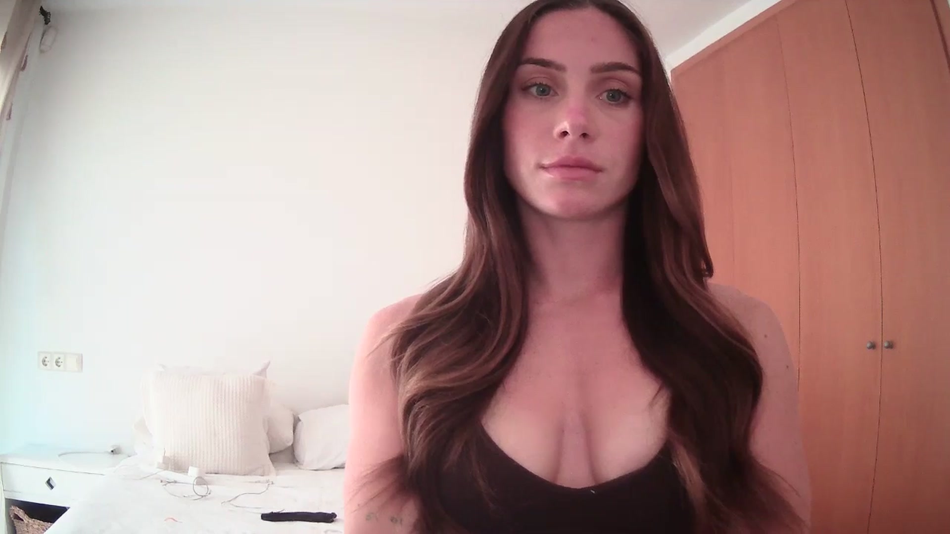 Gallery image thumbnail from English_Lola's myfreecams stream on, 05/03/2025, 13:55 image 8 of 20