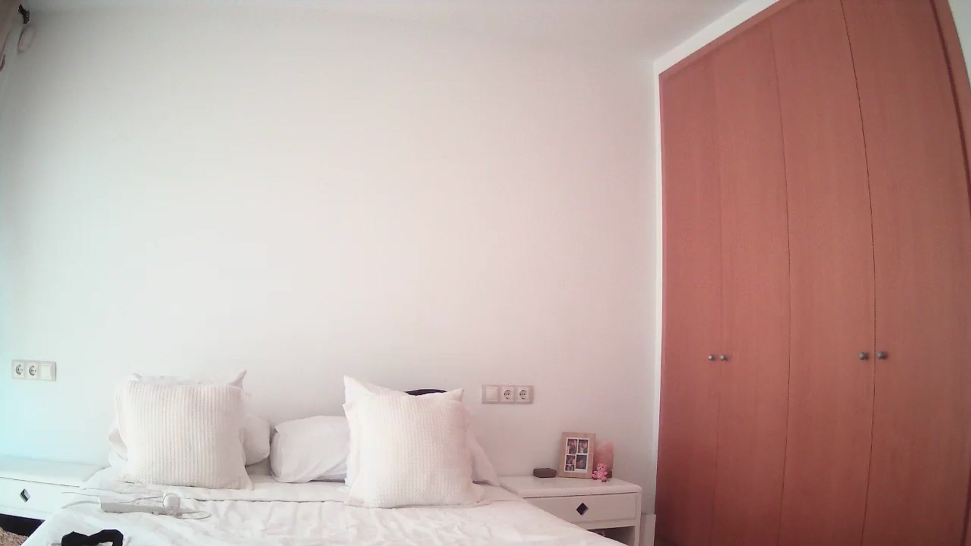 Gallery image thumbnail from English_Lola's myfreecams stream on, 05/03/2025, 16:28 image 19 of 20