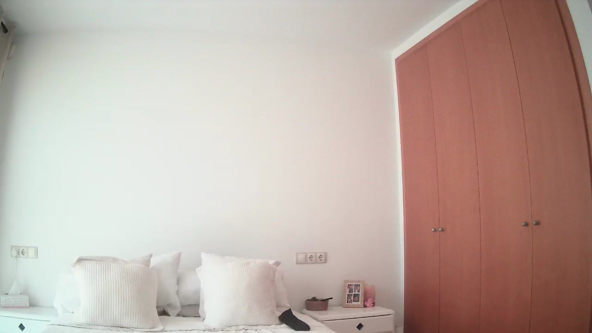 Gallery image thumbnail from English_Lola's myfreecams stream on, 05/09/2025, 10:17 image 1 of 20
