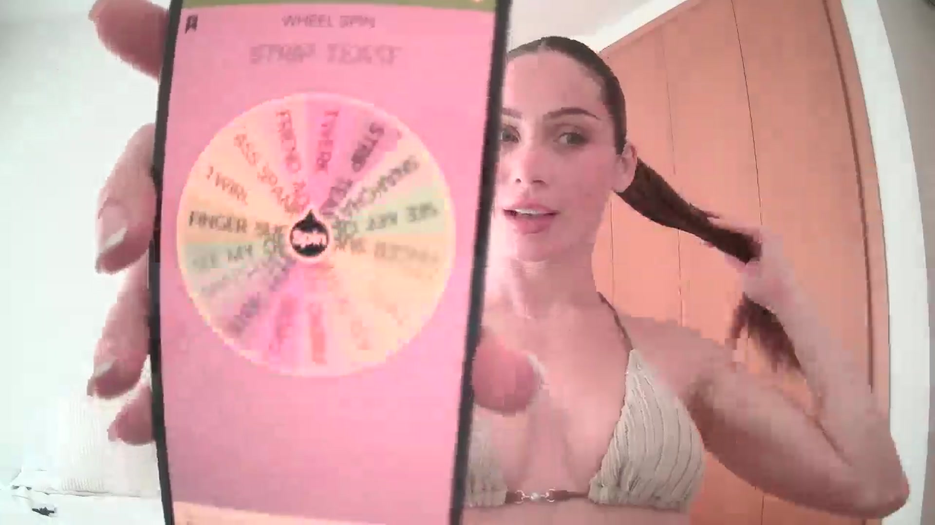 Gallery image thumbnail from English_Lola's myfreecams stream on, 05/11/2025, 09:59 image 11 of 20