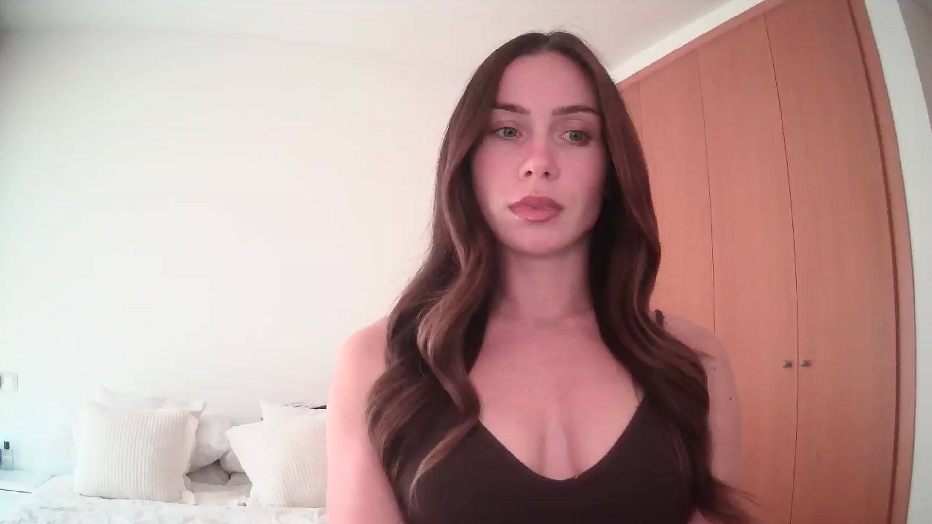 Gallery image thumbnail from English_Lola's myfreecams stream on, 05/13/2025, 09:54 image 5 of 20