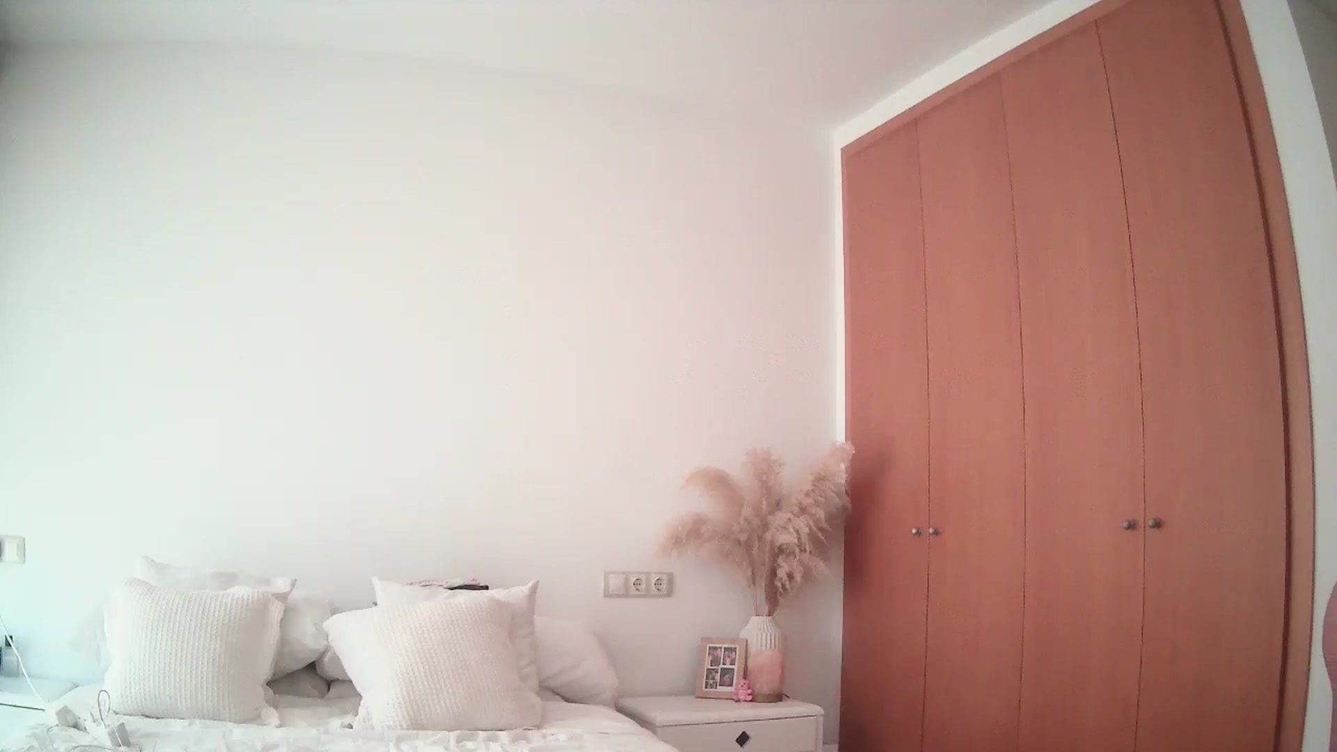 Gallery image thumbnail from English_Lola's myfreecams stream on, 05/13/2025, 10:28 image 16 of 20