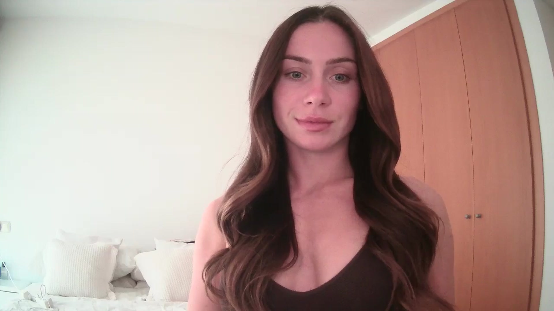 Gallery image thumbnail from English_Lola's myfreecams stream on, 05/13/2025, 10:28 image 4 of 20