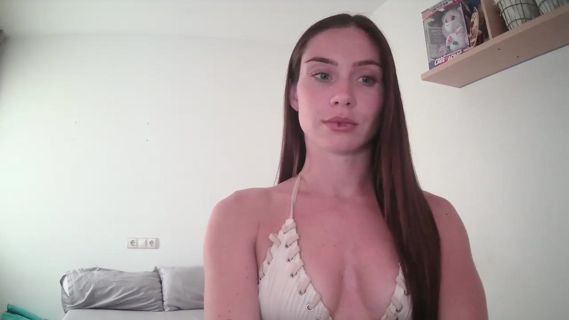 Gallery image thumbnail from English_Lola's myfreecams stream on, 06/09/2025, 09:44 image 5 of 20