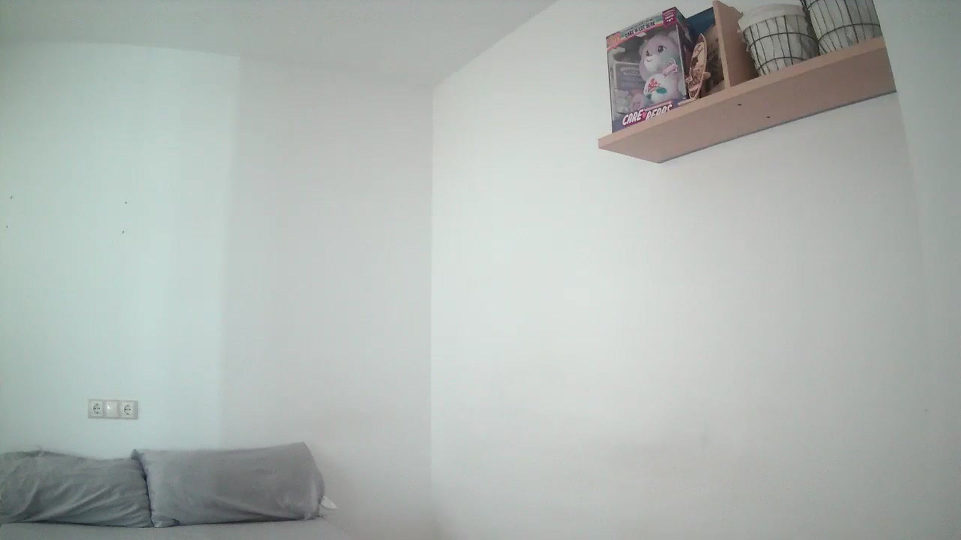 Gallery image thumbnail from English_Lola's myfreecams stream on, 06/09/2025, 16:39 image 2 of 20