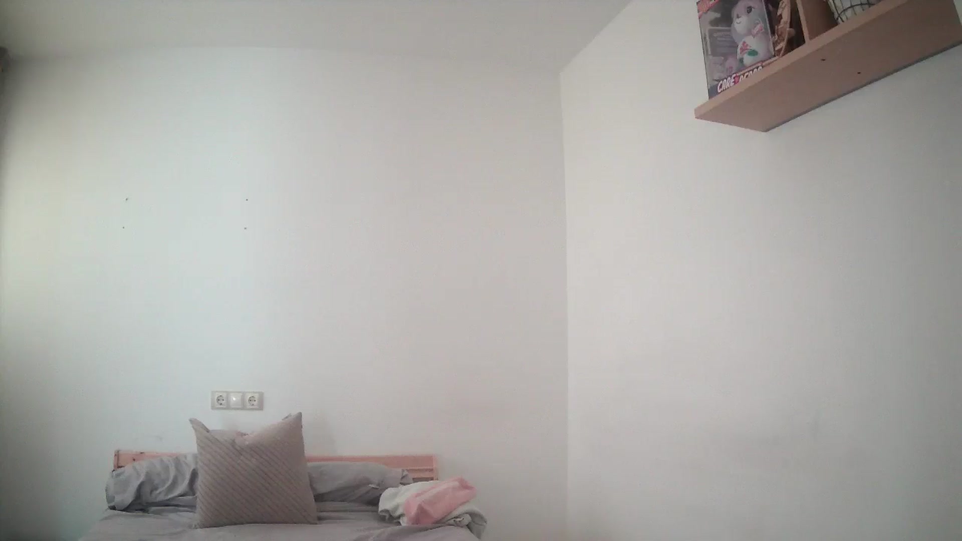 Gallery image thumbnail from English_Lola's myfreecams stream on, 06/12/2025, 13:13 image 12 of 20
