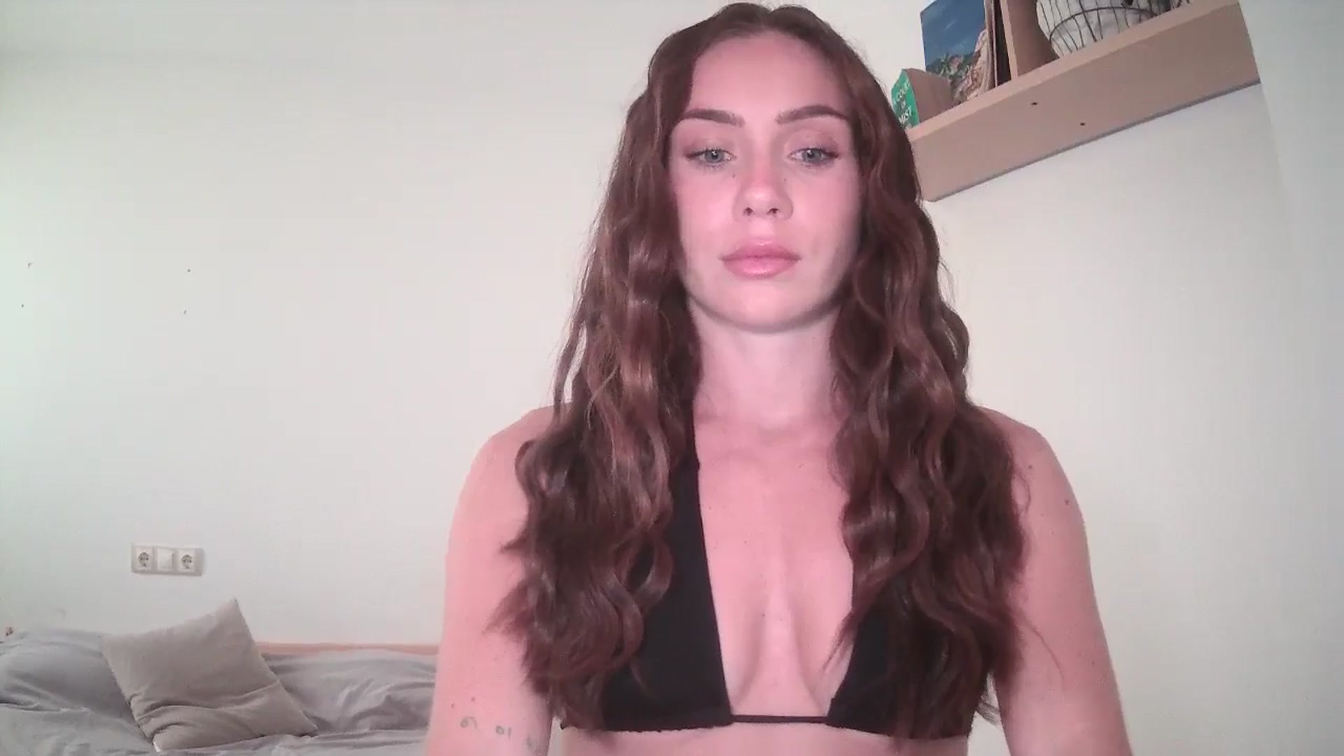 Gallery image thumbnail from English_Lola's myfreecams stream on, 06/23/2025, 10:21 image 10 of 20