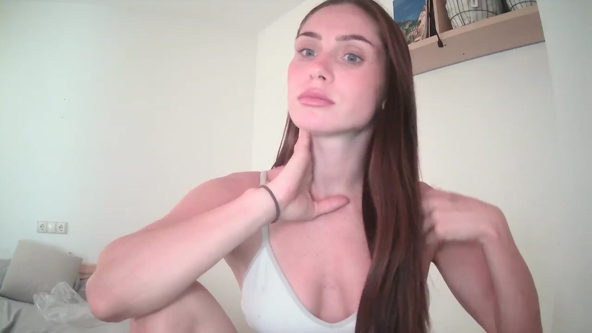 Gallery image thumbnail from English_Lola's myfreecams stream on, 06/25/2025, 11:41 image 11 of 20