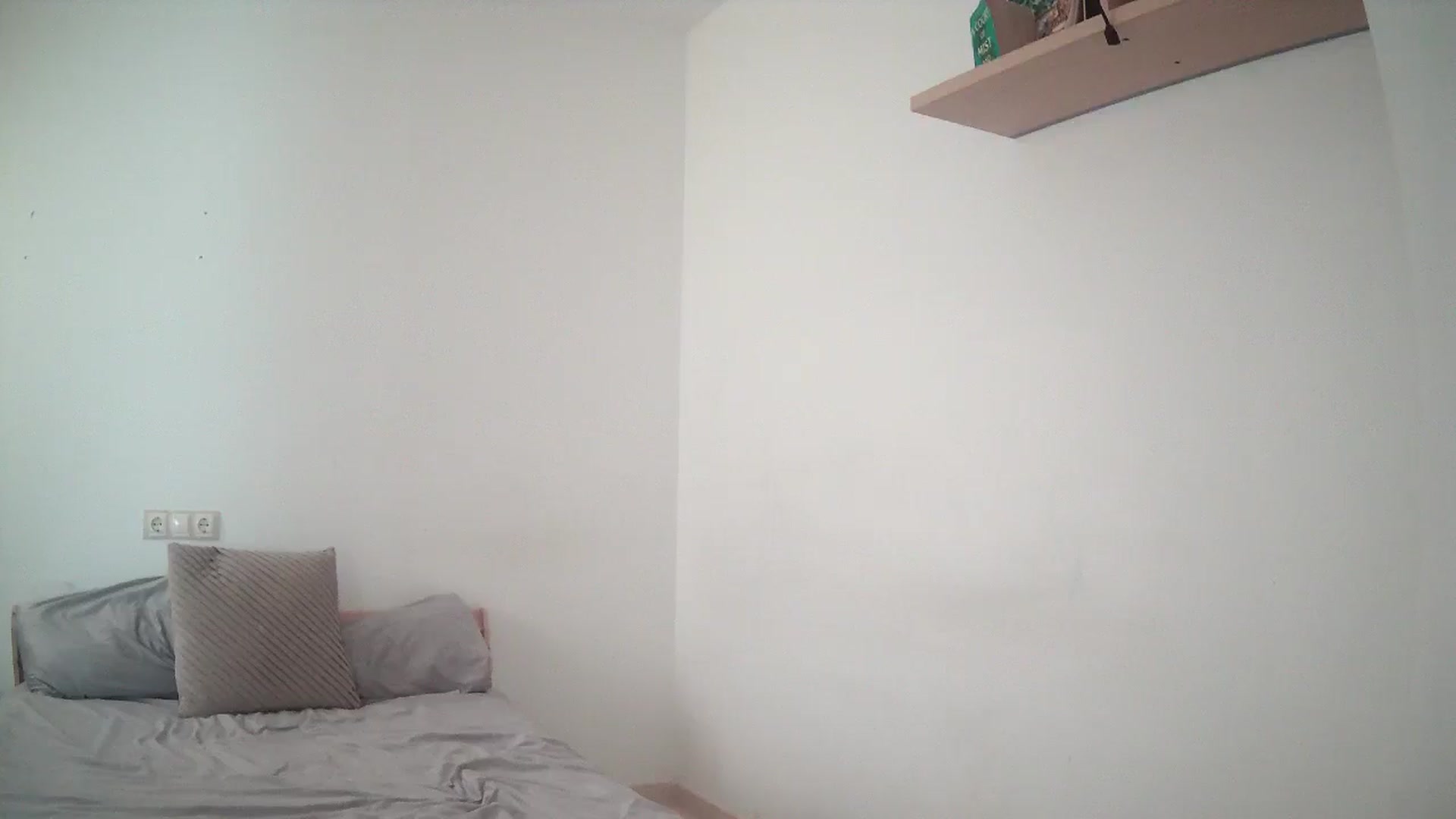 Gallery image thumbnail from English_Lola's myfreecams stream on, 06/25/2025, 12:13 image 19 of 20