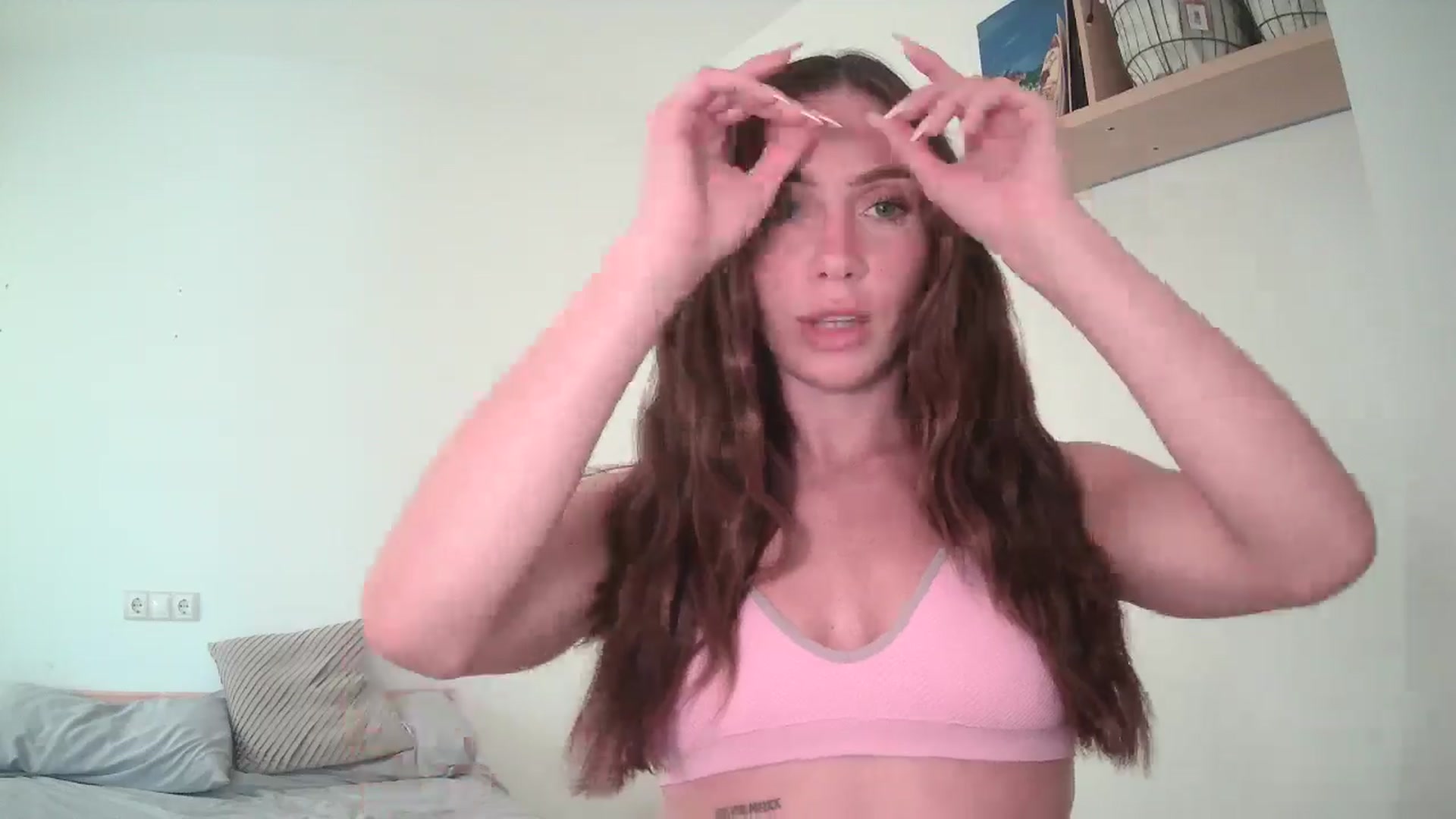 Gallery image thumbnail from English_Lola's myfreecams stream on, 07/09/2025, 09:05 image 14 of 20