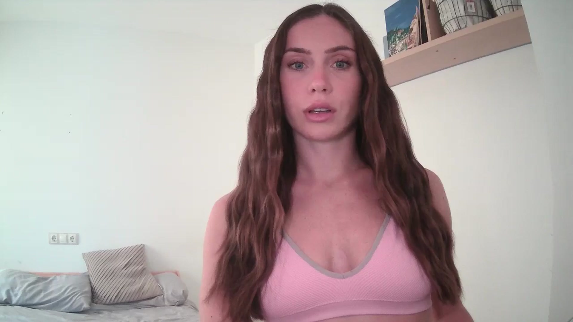 Gallery image thumbnail from English_Lola's myfreecams stream on, 07/09/2025, 09:05 image 6 of 20