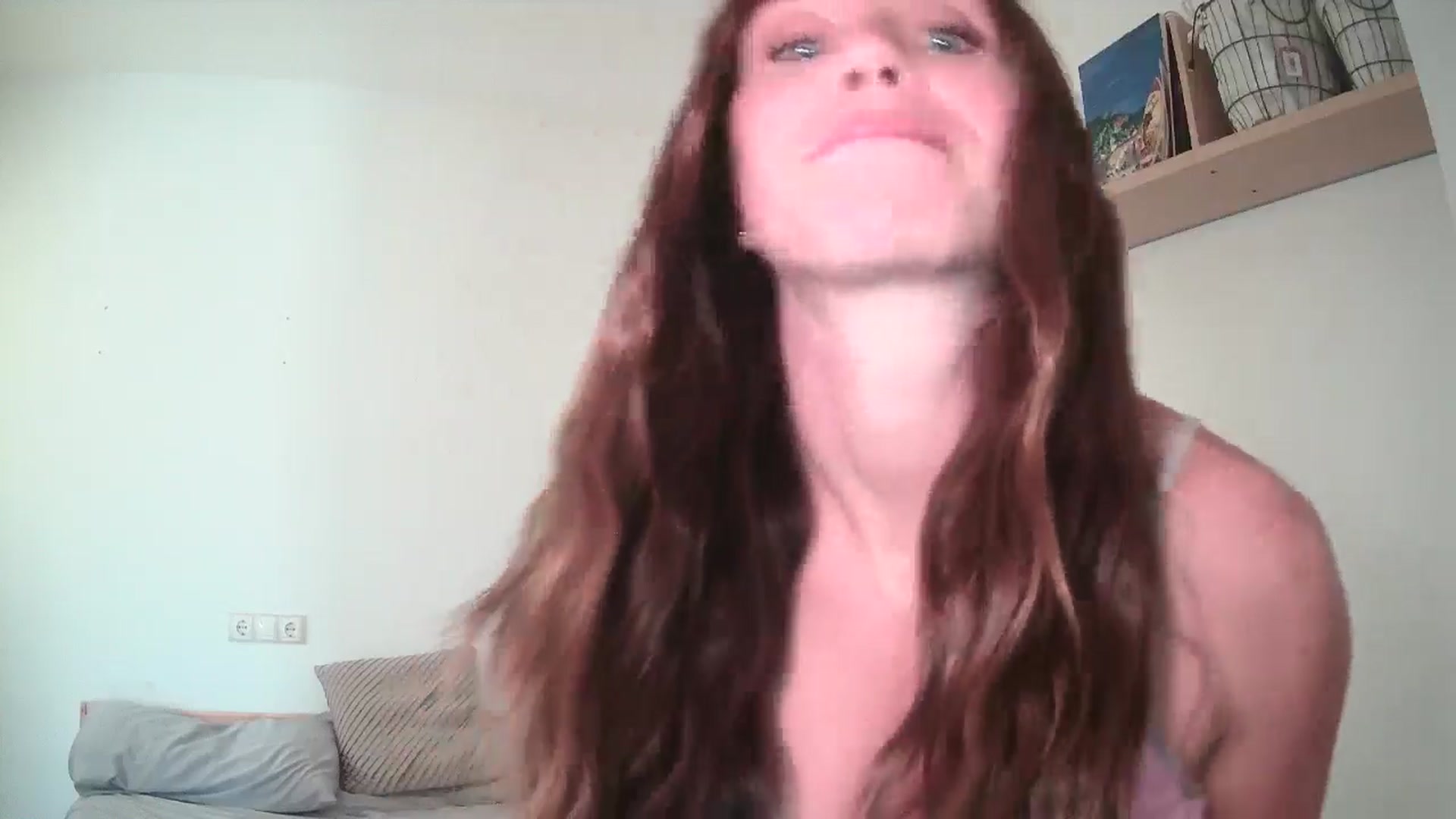 Gallery image thumbnail from English_Lola's myfreecams stream on, 07/09/2025, 12:06 image 6 of 20