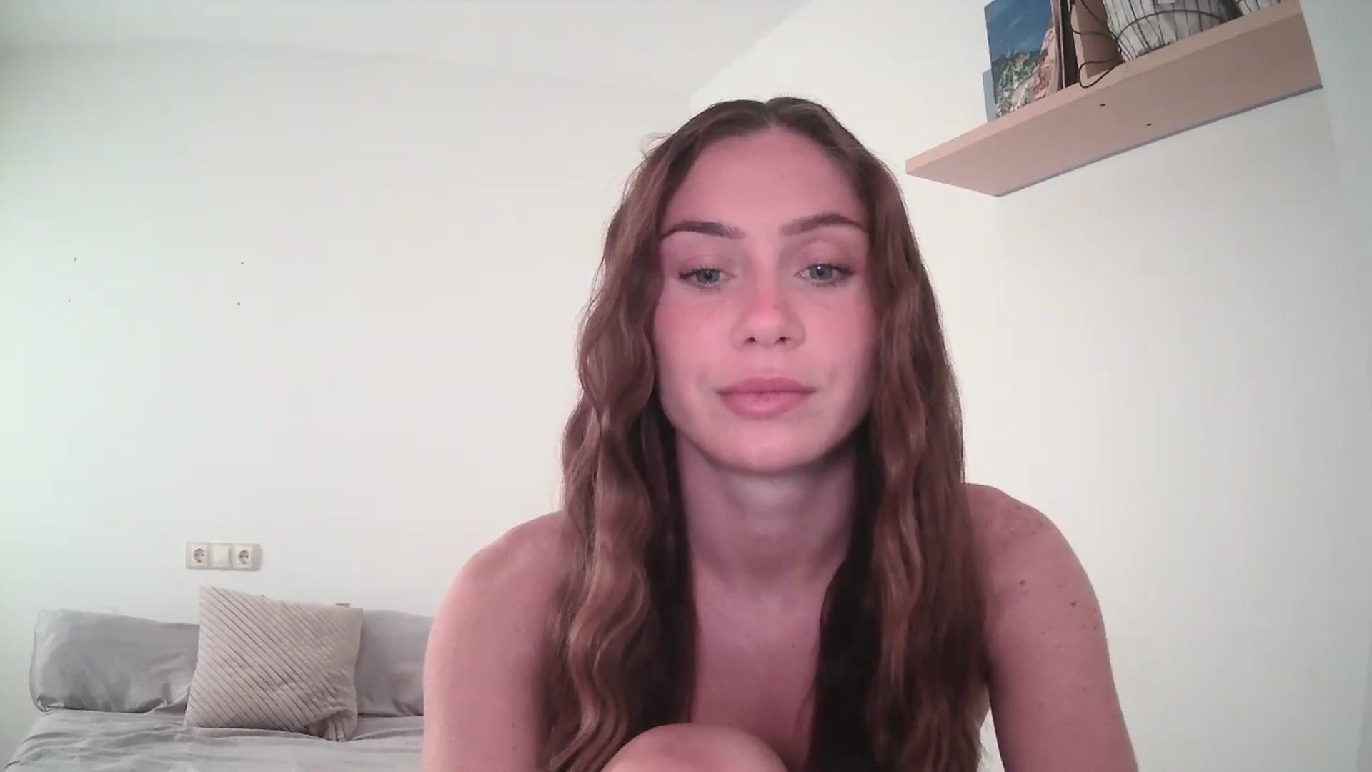 Gallery image thumbnail from English_Lola's myfreecams stream on, 07/11/2025, 10:23 image 7 of 20