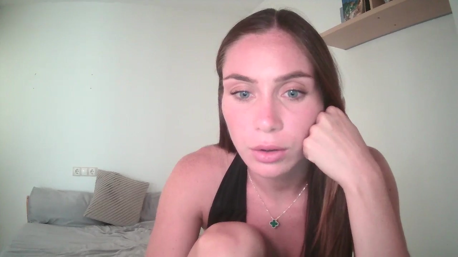 Gallery image thumbnail from English_Lola's myfreecams stream on, 07/14/2025, 16:52 image 16 of 20