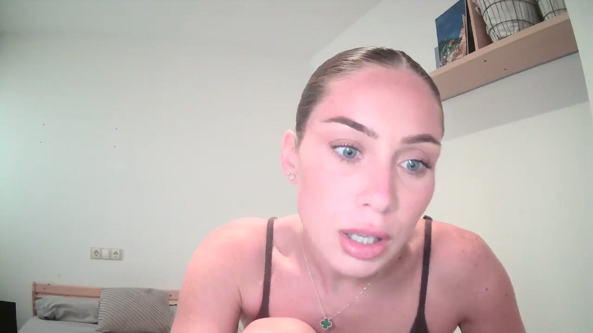 Gallery image thumbnail from English_Lola's myfreecams stream on, 07/25/2025, 12:58 image 8 of 20