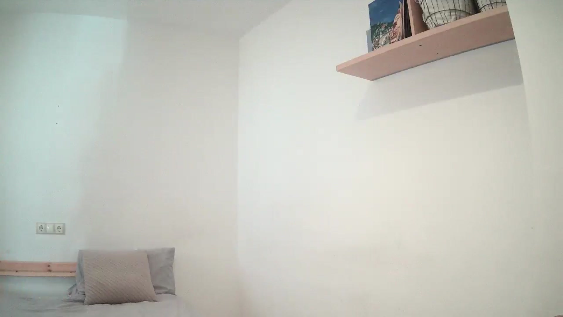 Gallery image thumbnail from English_Lola's myfreecams stream on, 07/25/2025, 15:57 image 14 of 20