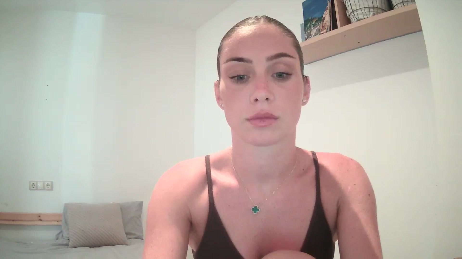 Gallery image thumbnail from English_Lola's myfreecams stream on, 07/25/2025, 16:12 image 14 of 20