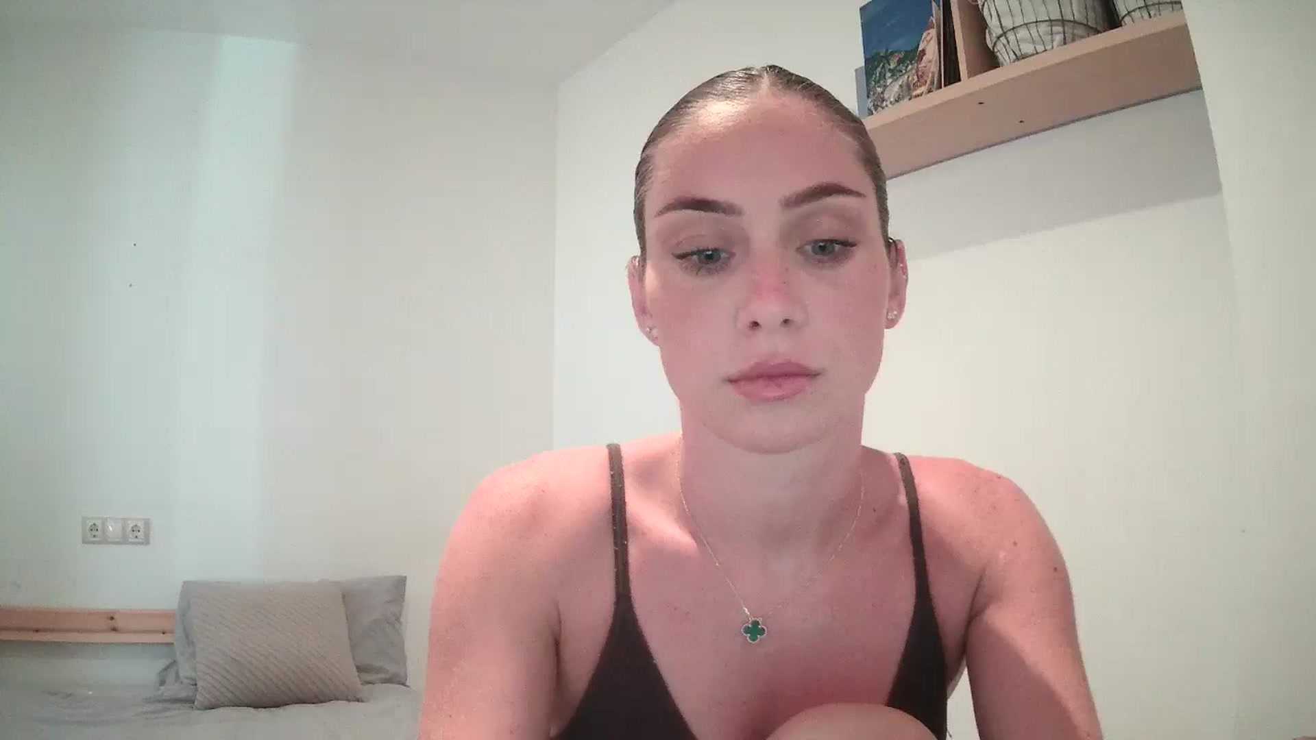 Gallery image thumbnail from English_Lola's myfreecams stream on, 07/25/2025, 16:12 image 6 of 20
