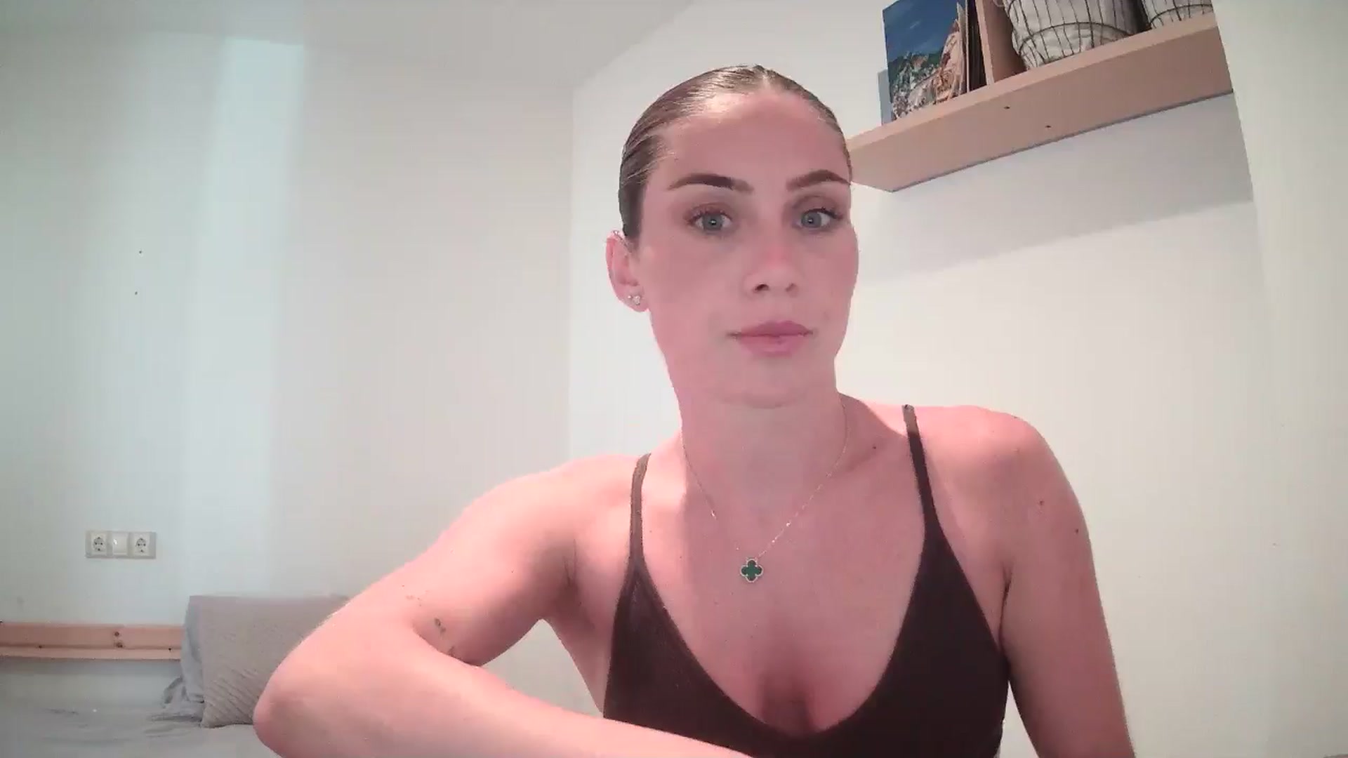 Gallery image thumbnail from English_Lola's myfreecams stream on, 07/25/2025, 16:12 image 1 of 20