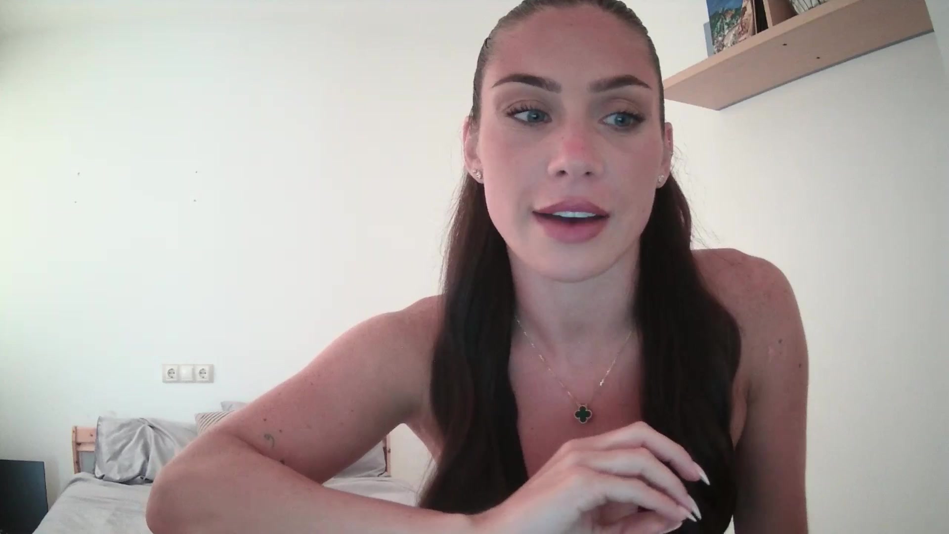 Gallery image thumbnail from English_Lola's myfreecams stream on, 07/28/2025, 10:43 image 6 of 20
