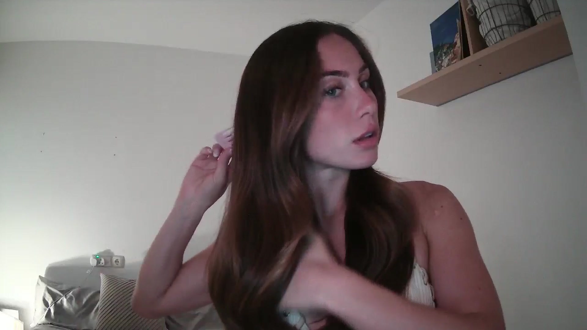 Gallery image thumbnail from English_Lola's myfreecams stream on, 07/29/2025, 08:30 image 5 of 20