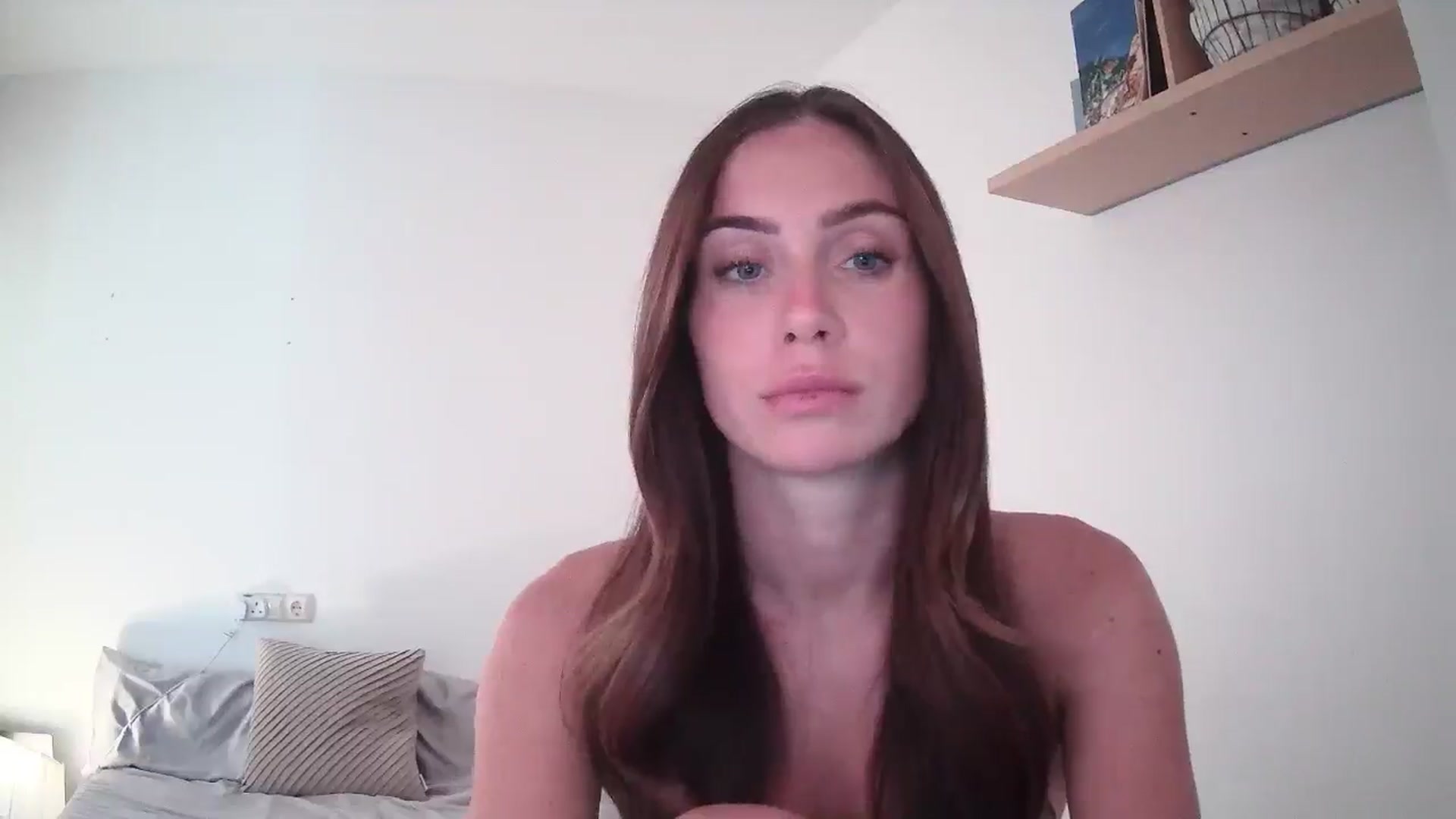 Gallery image thumbnail from English_Lola's myfreecams stream on, 07/29/2025, 10:41 image 20 of 20