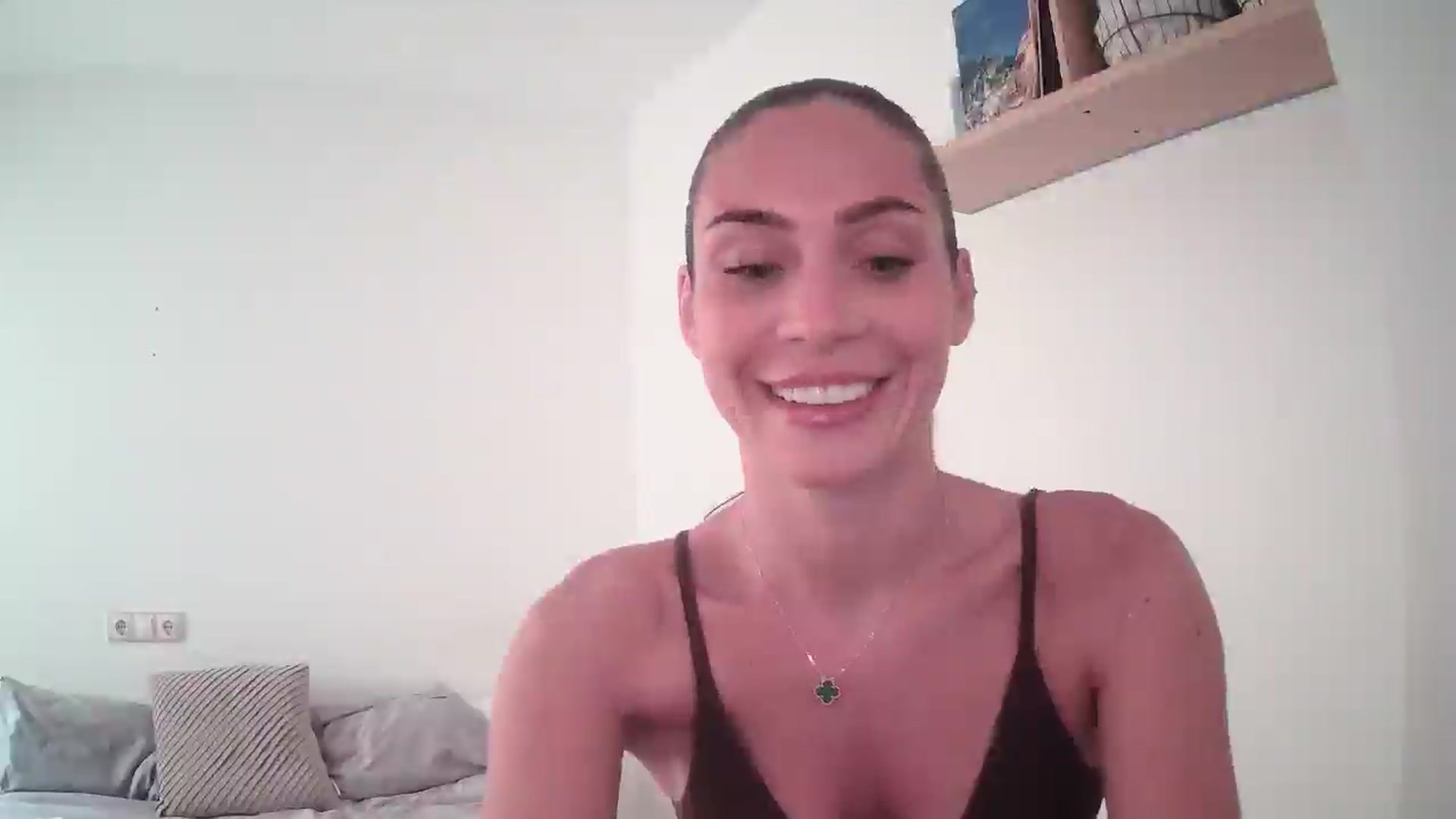 Gallery image thumbnail from English_Lola's myfreecams stream on, 07/31/2025, 09:13 image 6 of 20