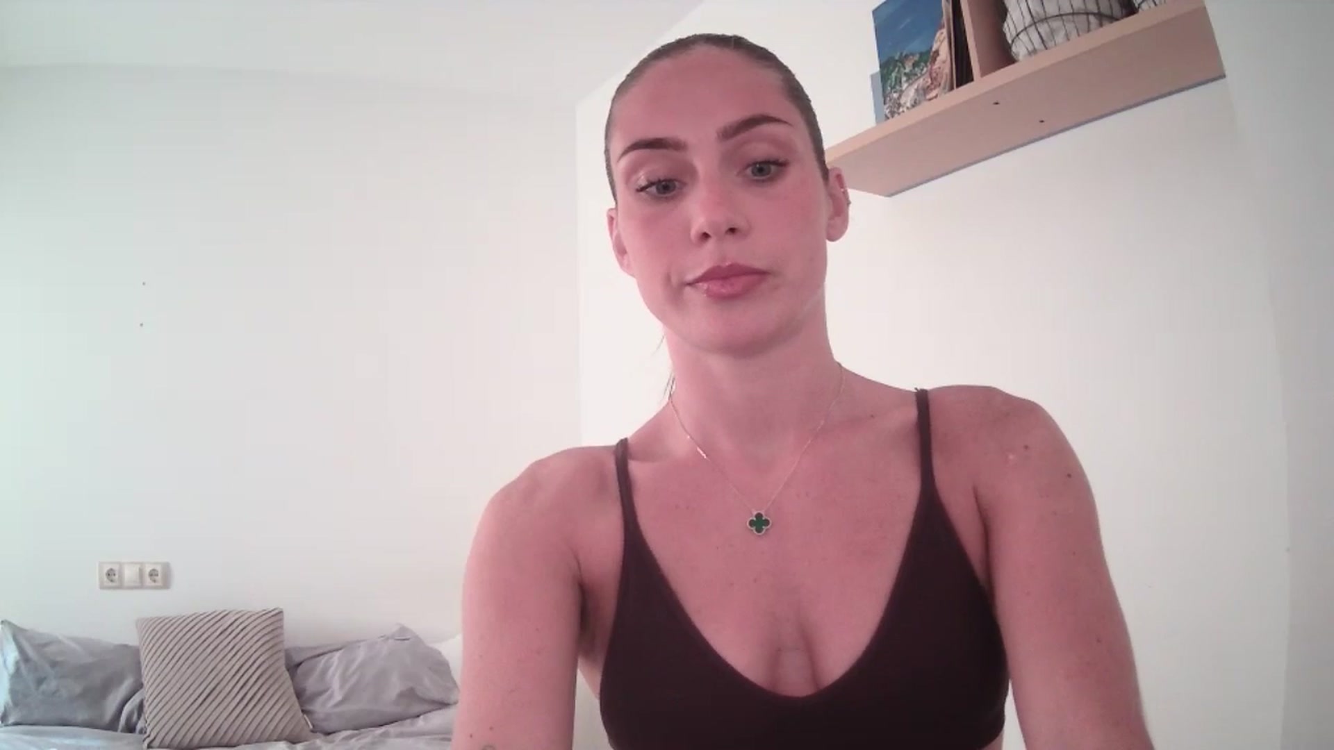 Gallery image thumbnail from English_Lola's myfreecams stream on, 07/31/2025, 09:13 image 3 of 20