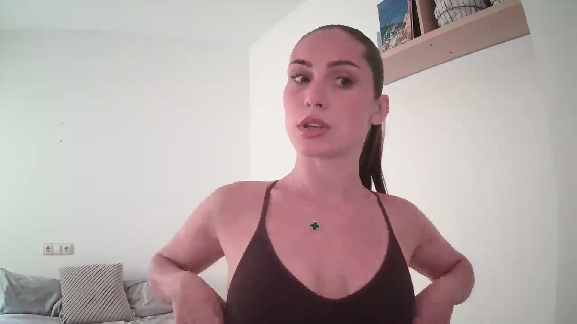Gallery image thumbnail from English_Lola's myfreecams stream on, 07/31/2025, 09:13 image 16 of 20