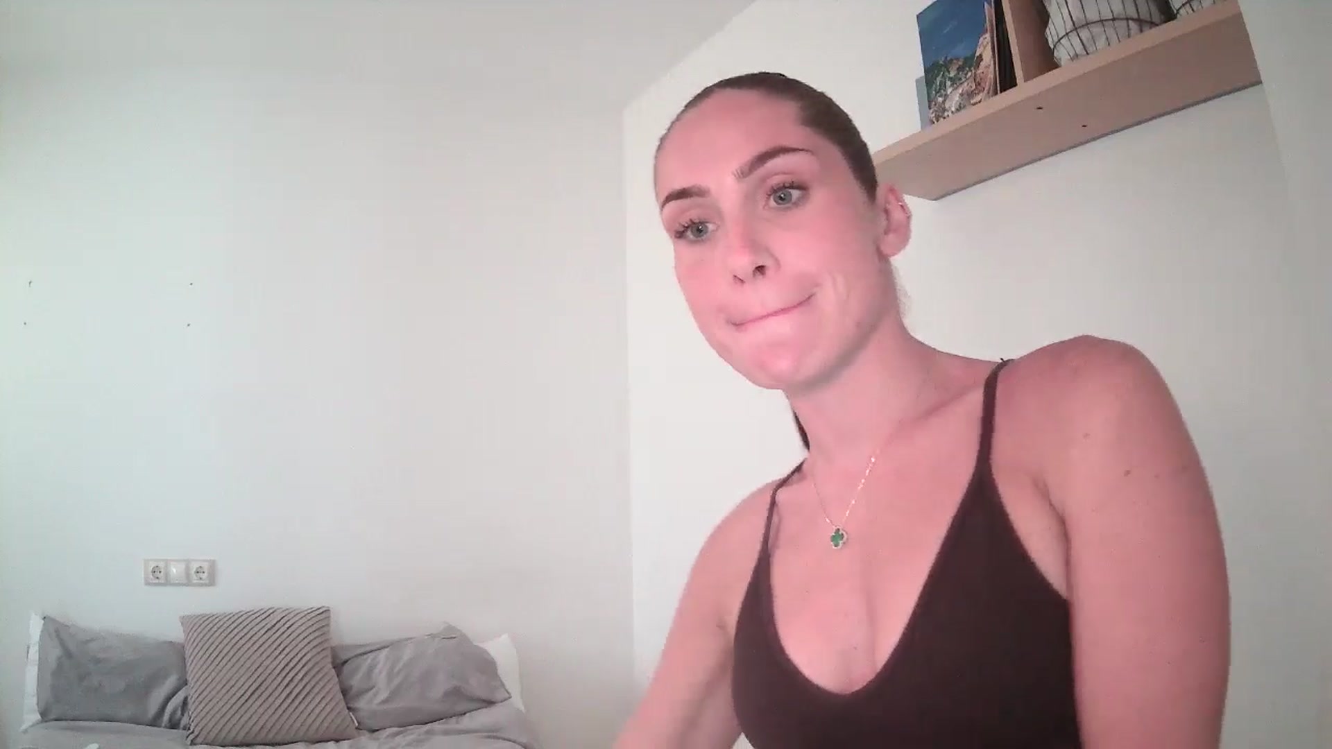 Gallery image thumbnail from English_Lola's myfreecams stream on, 07/31/2025, 11:07 image 4 of 20