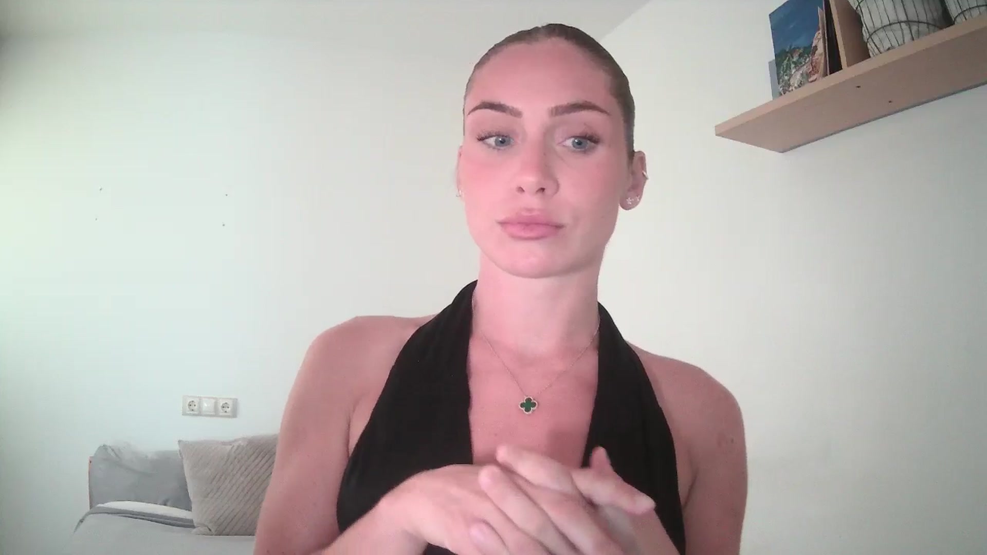 Gallery image thumbnail from English_Lola's myfreecams stream on, 08/05/2025, 10:56 image 14 of 20