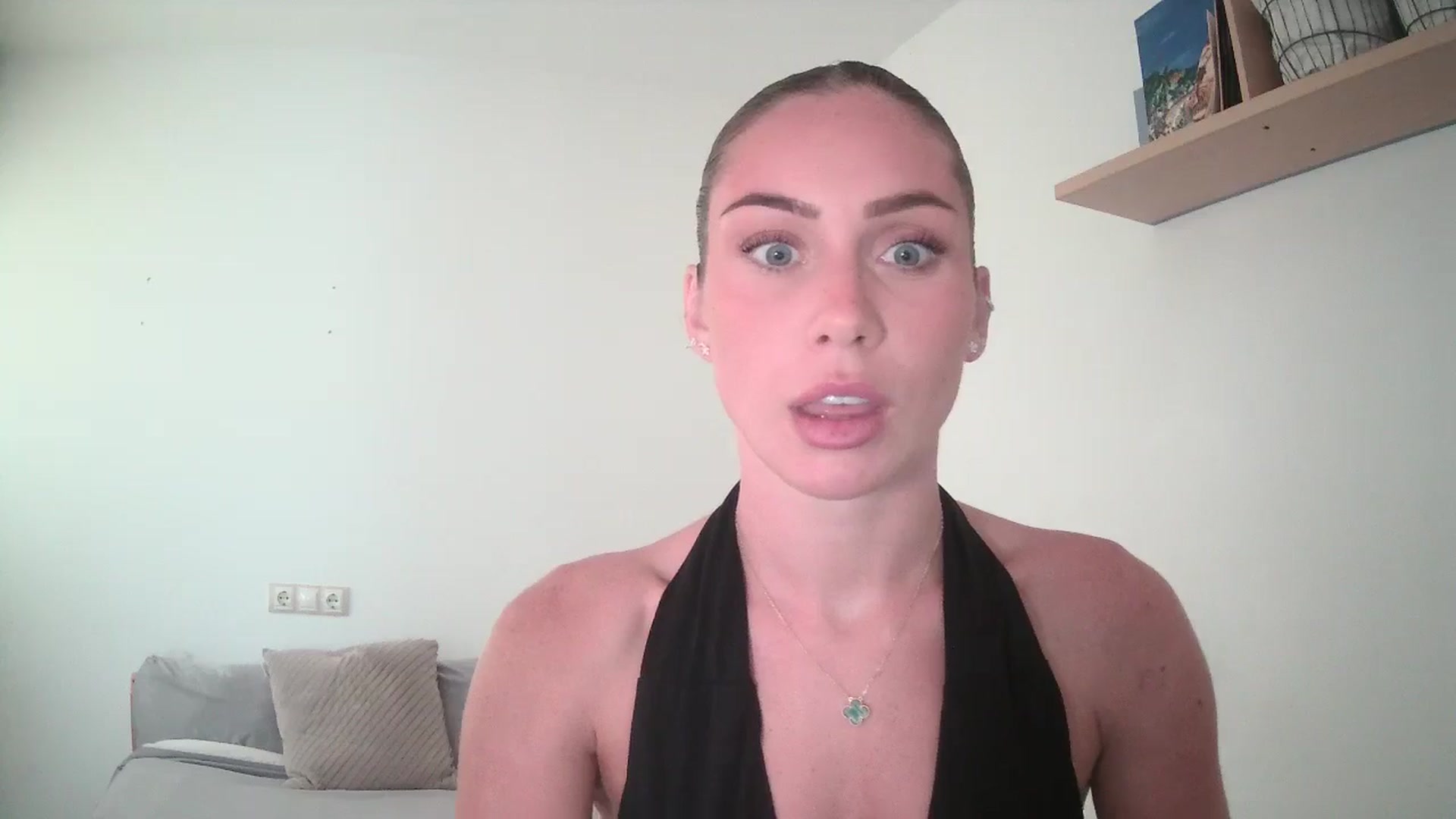 Gallery image thumbnail from English_Lola's myfreecams stream on, 08/05/2025, 10:56 image 13 of 20