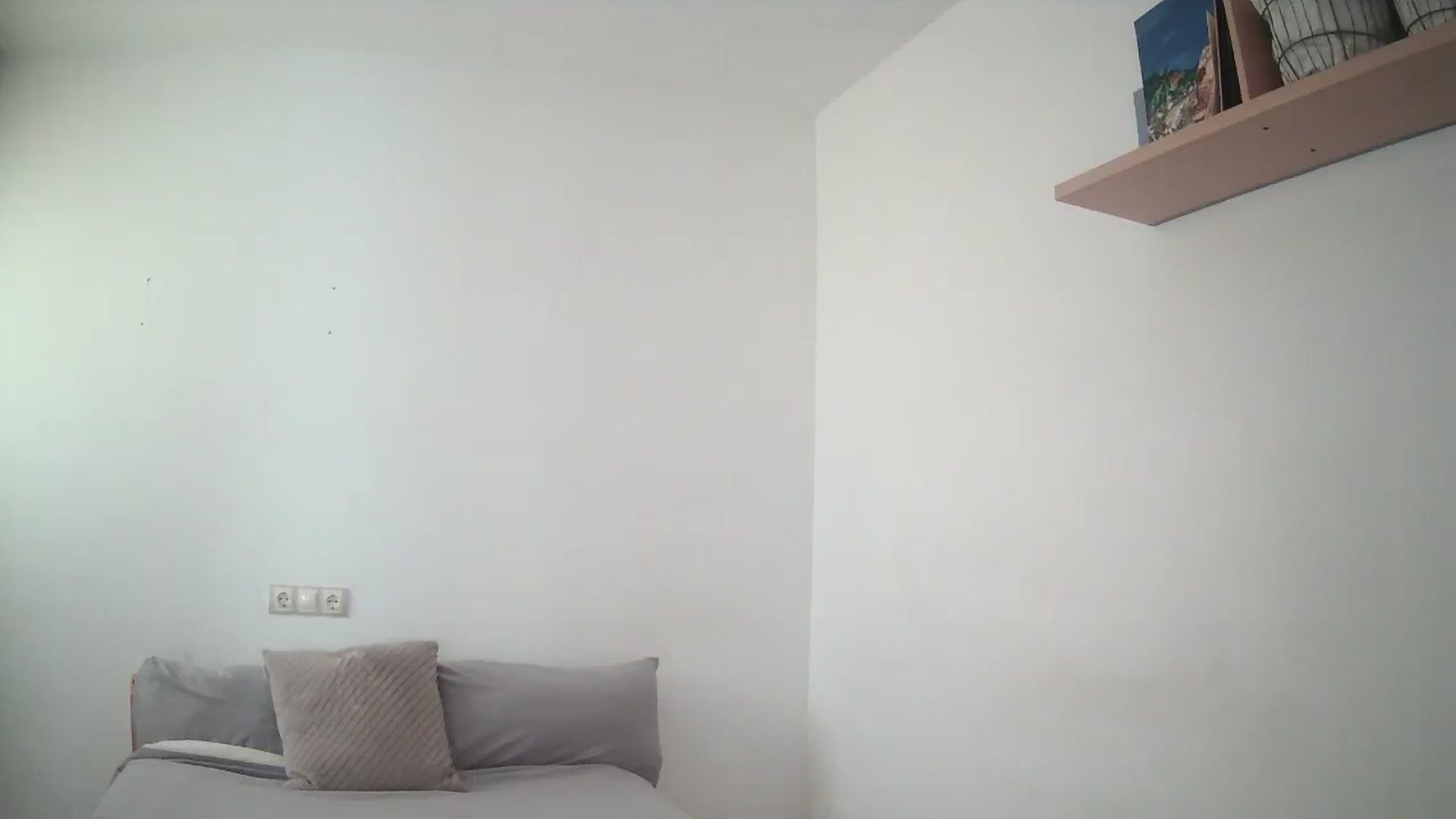 Gallery image thumbnail from English_Lola's myfreecams stream on, 08/05/2025, 10:56 image 18 of 20
