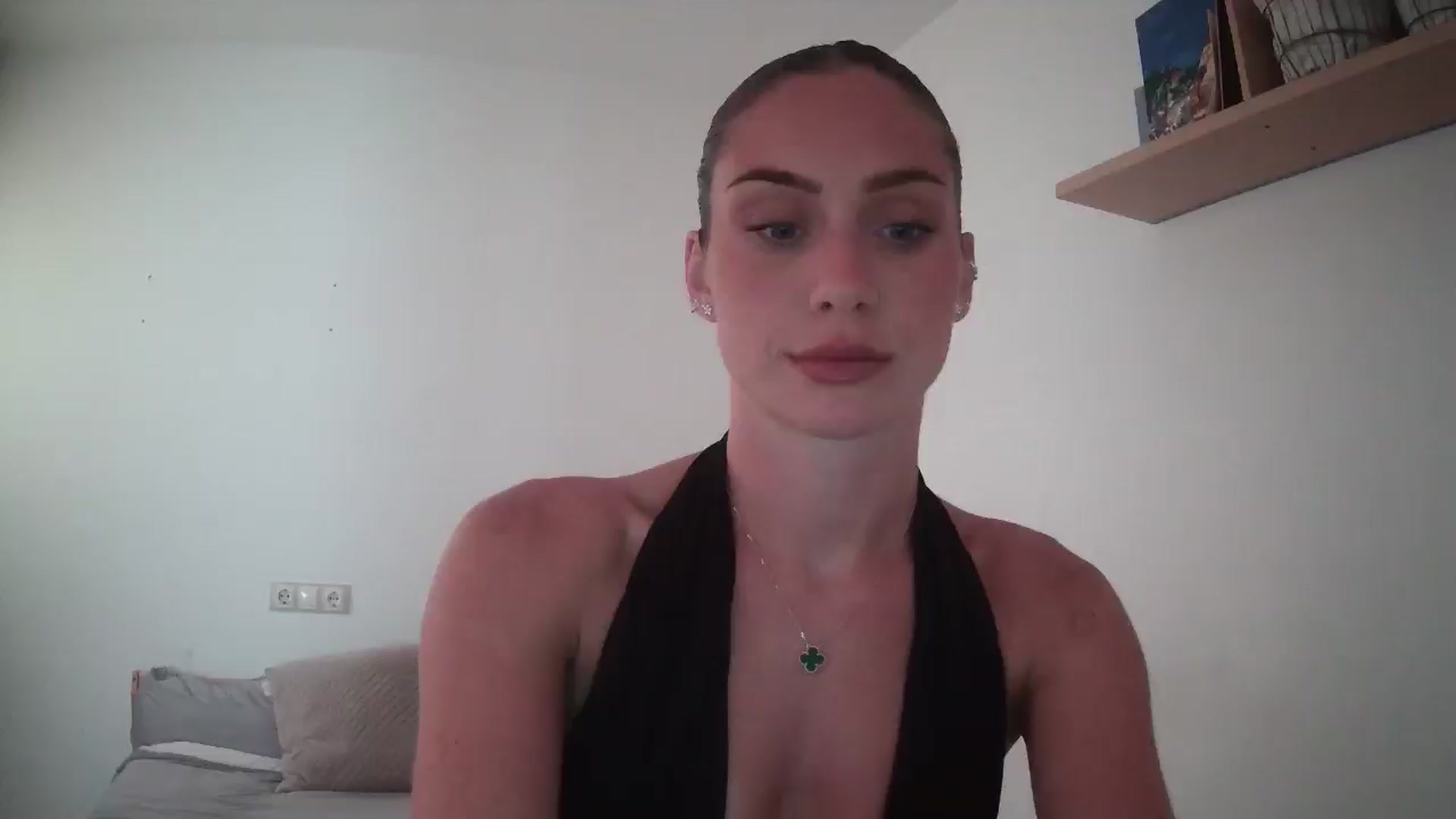 Gallery image thumbnail from English_Lola's myfreecams stream on, 08/05/2025, 13:40 image 20 of 20