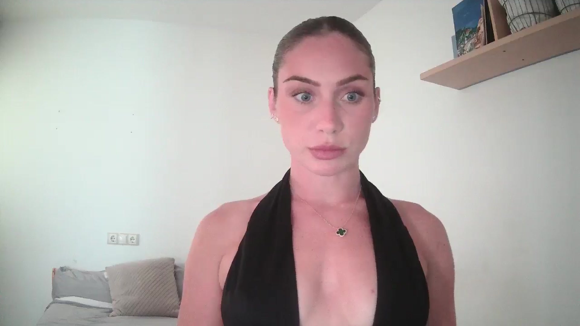 Gallery image thumbnail from English_Lola's myfreecams stream on, 08/05/2025, 14:44 image 10 of 20